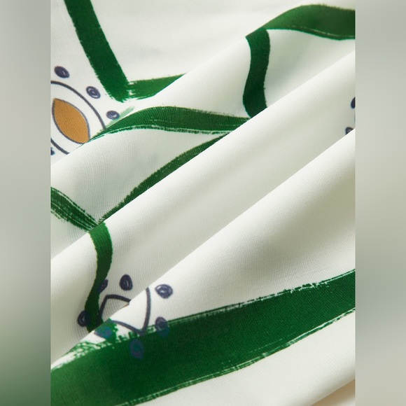 Commense Print Drawstring Shorts Set - Picture 3 of 4